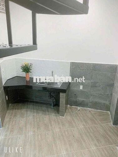 Trệt lầu 9*4; 2pn đg xe hơi đi gò vấp gần