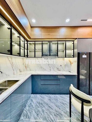 Chủ Nhà Bán Gấp Nhà Đồng Nai, P15, Q10. Giá 6,85 Tỷ/61,1 M2. 1T 3L. SS