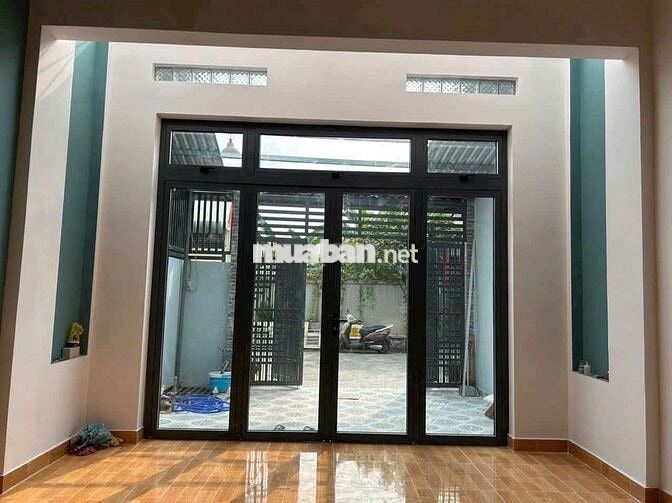 Cho thuê nhà mới đẹp, rộng rãi ngay gần công viên