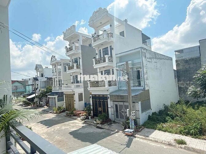 Nhà Chính Chủ - 1 trệt 1 lầu - Sổ hồng riêng đã hoàn công - KDC CTPS