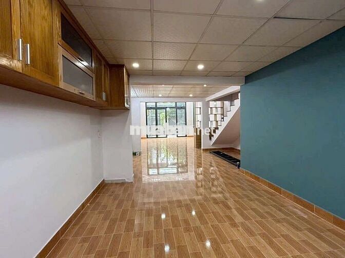 Cho thuê nhà mới đẹp, rộng rãi ngay gần công viên