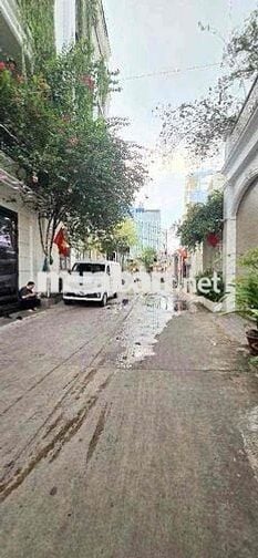 BÁN LÔ GÓC 2 MẶT TIỀN,XÂY CHDV LÀ QUÁ ĐẸP NHĨNH 6TỶ