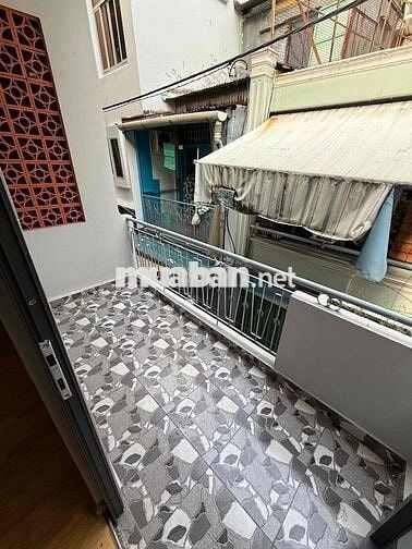 CHO THUÊ NHÀ NGUYÊN CĂN, KHU VỰC QUẬN 4, THÀNH PHỐ HỒ CHÍ MINH