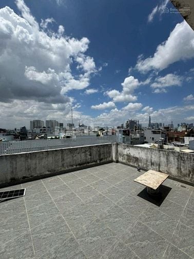 Bán CHDV Hầm 7 tầng đường Phan Văn Trị, Ngang lớn Thu Nhập ổn định!