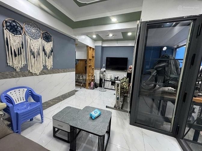 Bán CHDV Hầm 7 tầng đường Phan Văn Trị, Ngang lớn Thu Nhập ổn định!