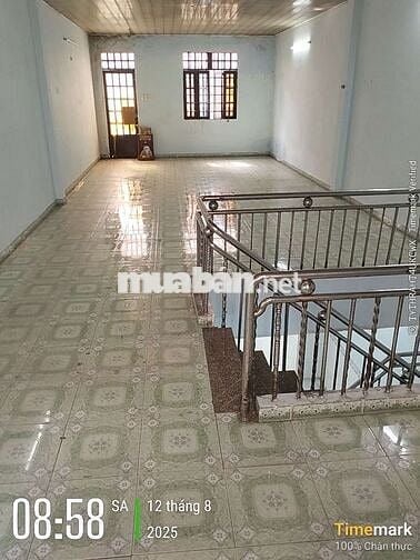 Nhà nguyên căn cho thuê dt 5×17 trệt 1 lầu đúc BTCT trên trống suốt