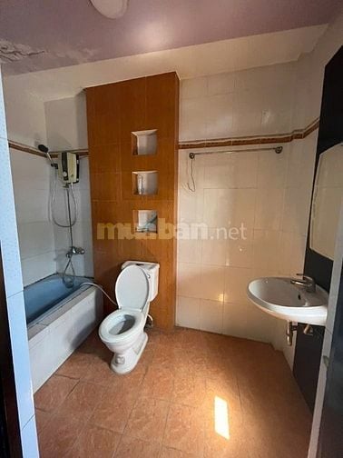 Cho thuê nhà nguyên căn góc đường Hoàng Văn Thụ và đường Thành Thái