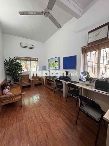 Bán nhà Tân Mai 45m2 x 2T ô tô đỗ cửa