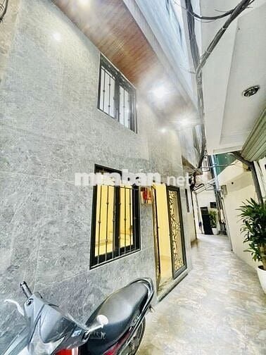 Hồng Mai - Nhà mới ,ngõ nông - 25m2 - 3ty2