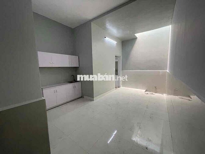 HẺM Ô TÔ KHU VIP PHƯỜNG HIỆP THÀNH- NGAY NGUYỄN ẢNH THỦ - 2 TẦNG
