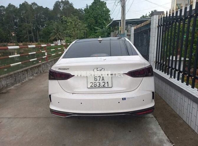 Hyundai Accent 2023 1.4 AT - 22000 km