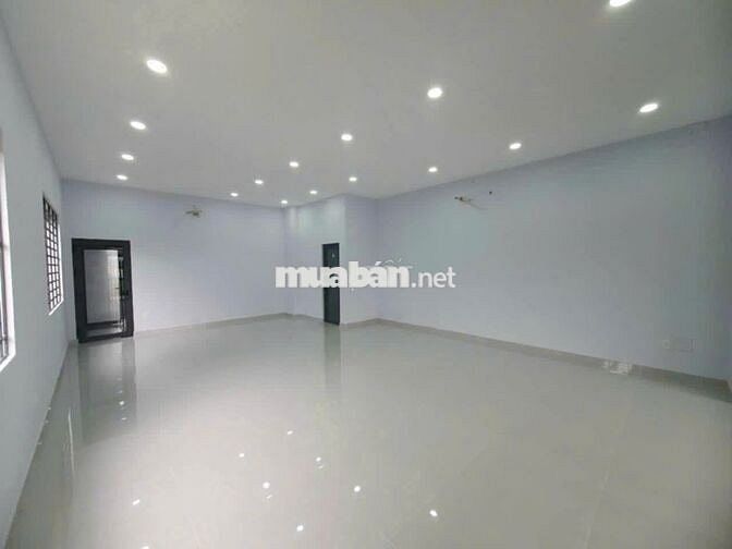 TOA NHÀ 7X20, 3 TẦNG, DIỆN TÍCH PHÒNG LỚN, NGAY BẾN ĐÒ LINH ĐÔNG, TĐ