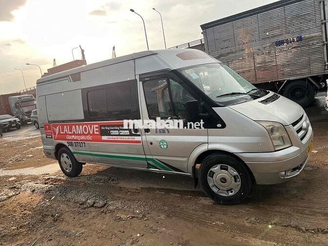 Ford Transit 2010 2.4L  - 300000 km