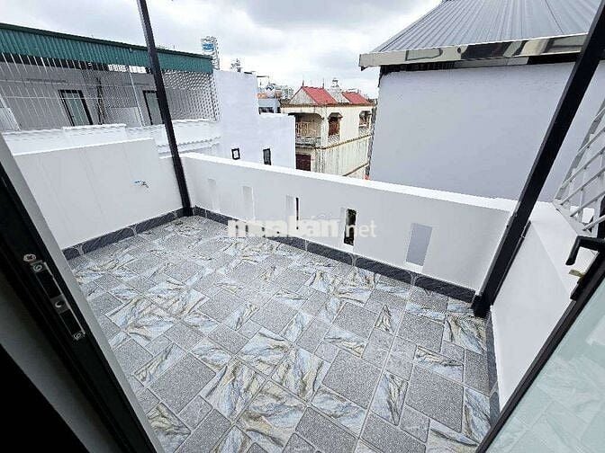 Nhà Thạch bàn mới - Gần trường gần chợ - Tiện ích bạt ngàn