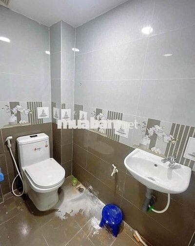 Nhà Mới(4,5x10m) T.Kỳ T.Quý 1Lầu 2PN 2VS Hẻm Xe Hơi
