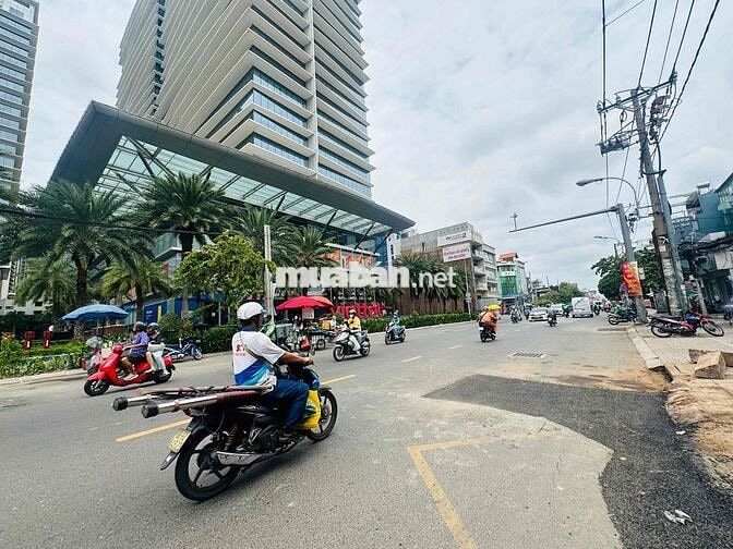 MẶT TIỀN CMT8 7 TẦNG 105M2 - DÒNG TIỀN 78TR/THÁNG CHÀO 28Tỷ