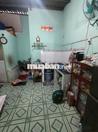CỨU CHỦ:Chủ Thở OXI Cần bán Căn Nhà ở Thị Trấn Hóc Môn 58m2.SHR.2.7 Tỷ
