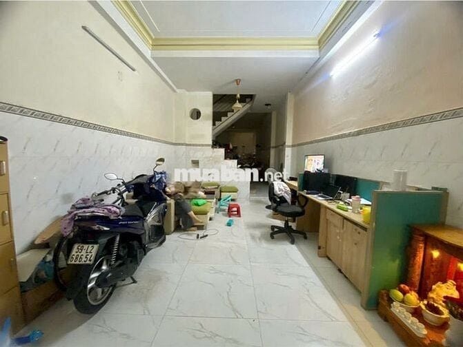 Nhà hẻm xe tải tránh nhau, giá bán chỉ 8 tỷ 8, diện tích sd 285m2