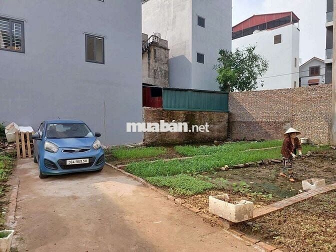 CHỈ CÒN 2 LÔ ĐẤT ĐẸP NHƯ HOA HẬU Ô TÔ VÀO – TRUNG TÂM THẠCH BÀN