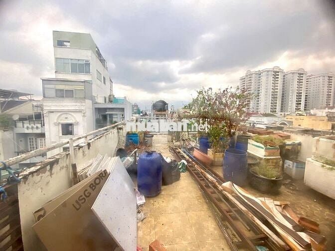 Nhà hẻm xe tải tránh nhau, giá bán chỉ 8 tỷ 8, diện tích sd 285m2