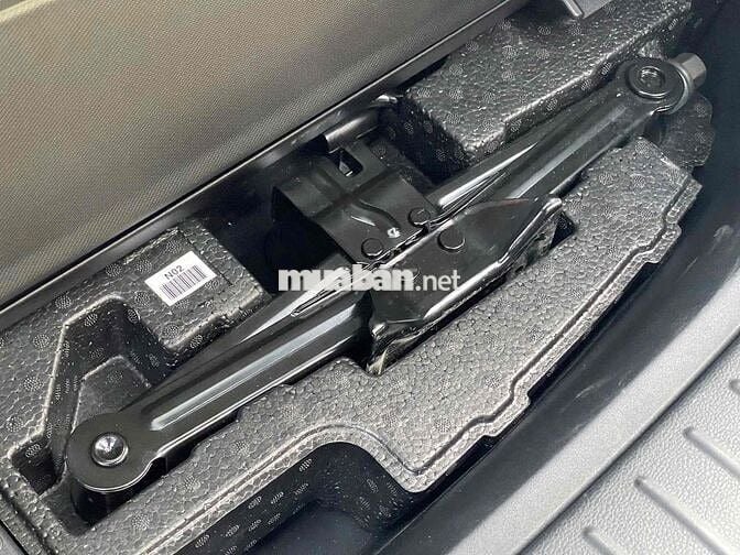 Hyundai Santa Fe 2022 2.4 Xăng tiêu chuẩn - 18000