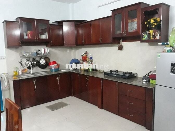 🔥 Bán Gấp Nhà 1 Trệt 1 Lầu – Đường Xe Ô Tô, Giá Tốt!