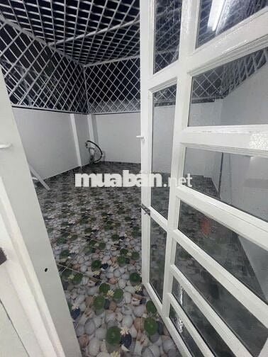 CHO THUÊ NHÀ 3 LẦU GIÁ RẺ MẶT ĐƯỜNG TA 35 P. THỚI AN TP. HCM
