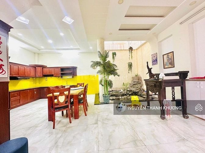 Biệt Thự ( 8*17m ) 3 Lầu-  Sẵn Nội Thất Như hình - Dương Quảng Hàm P5