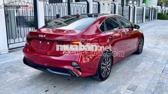 Kia K3 Premium 1.6 AT 2022