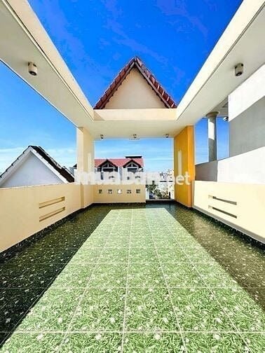 ĐƯỜNG NHỰA XE TẢI THÔNG BÌNH TRỊ ĐÔNG 4 TẦNG 4M18M Sát BỐN XÃ Hơn 7 TY