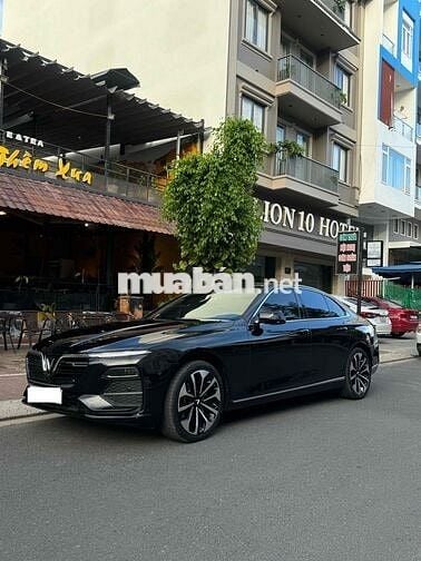 VinFast Lux A2.0 2021 Premium 2.0 AT - 43500 km