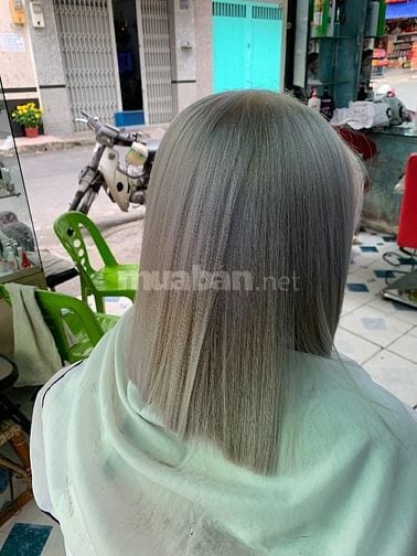 Cần thợ phụ gội đầu bt làm móng giỏi 