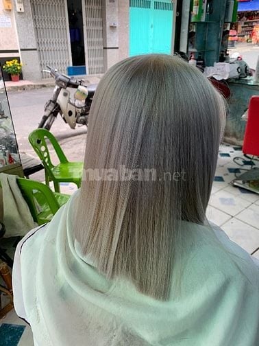 Cần thợ phụ gội đầu bt làm móng giỏi 
