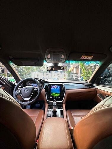 VinFast Lux A2.0 2021 Premium 2.0 AT - 43500 km