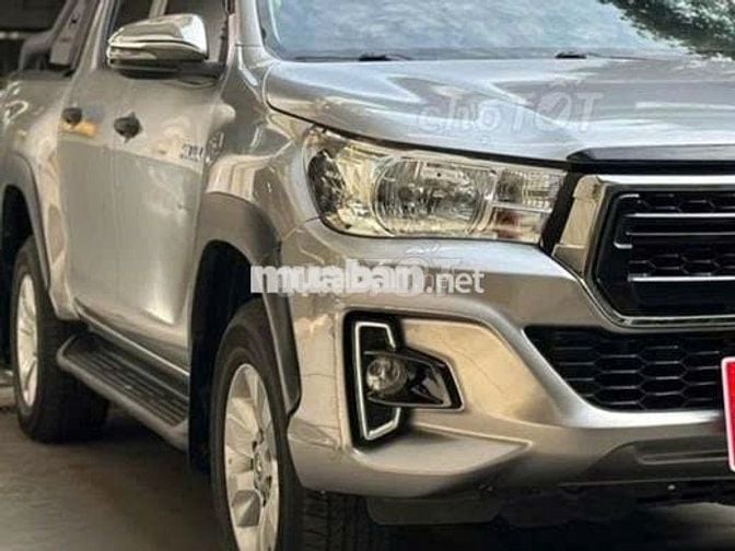 Toyota Hilux 2.4E AT 4x2-19000km