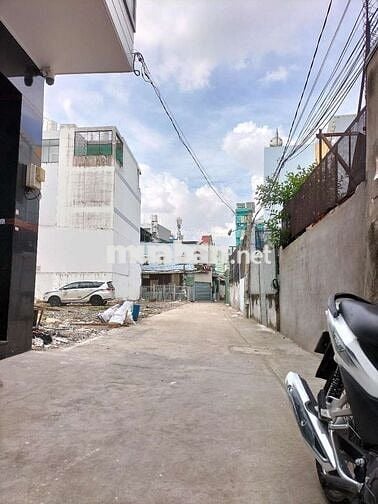Nhà Mới Đẹp , Kế Bên : Siêu Thị Aeon Tên Lửa .