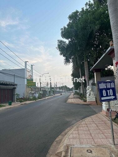 Bán đất mặt tiền nhựa ngay trung tâm Long Khánh
