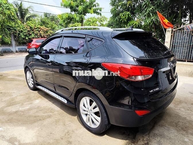 Hyundai Tucson 2010 2.0 AT 2WD - 120000 km
