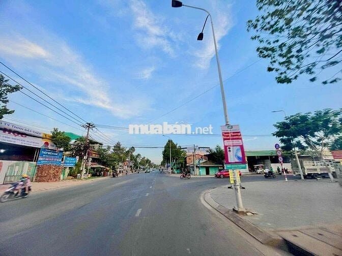 Bán đất mặt tiền nhựa ngay trung tâm Long Khánh