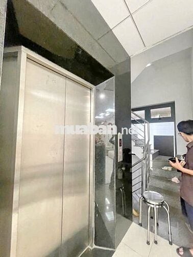 Cho thuê nhà phố khu dân cư himlam quận7