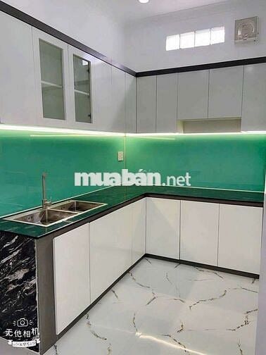 Bán nhà mặt tiền đường nhánh Trưng Nữ Vương, ngay trung tâm tt Hóc Môn