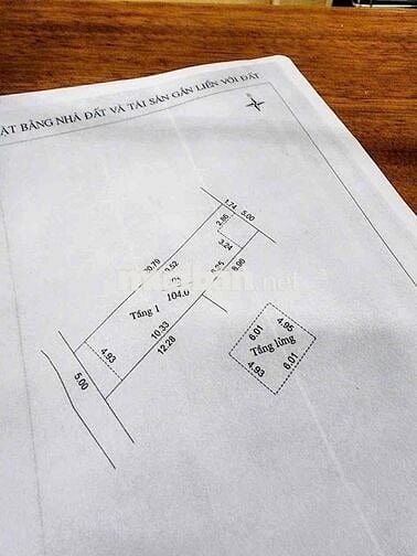 Nhà kiệt ô tô Nguyễn lương bằng