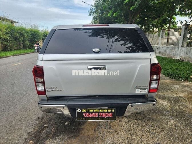 2016 LS 2.5 4x2 MT - 151000 km
