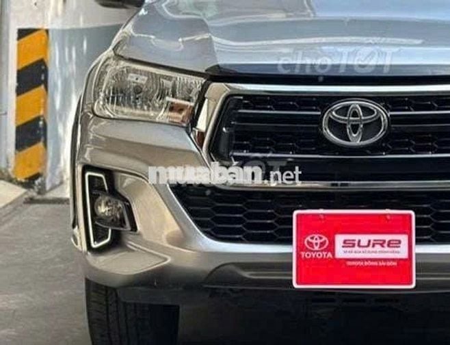 Toyota Hilux 2.4E AT 4x2-19000km