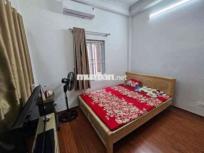 Nhà Thái Hà Đống Đa 50m, 5 tầng sổ vuông đẹp Giá 11.6 tỷ