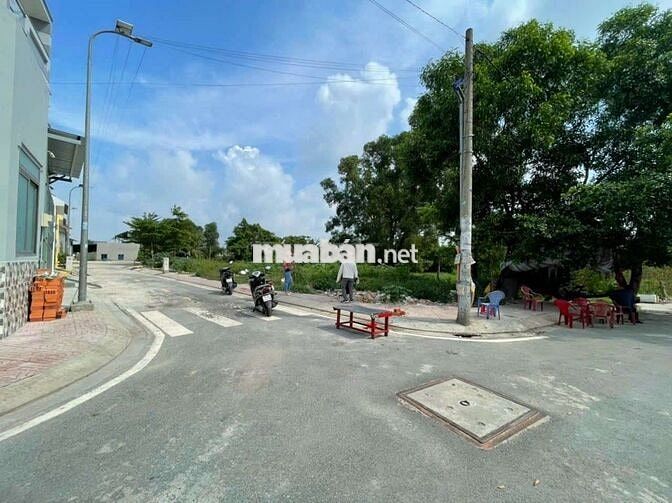 Đất hẻm 135// Tây Lân Phường Bình Trị Đông A 4x26= 106 3tỷ 750 triệu