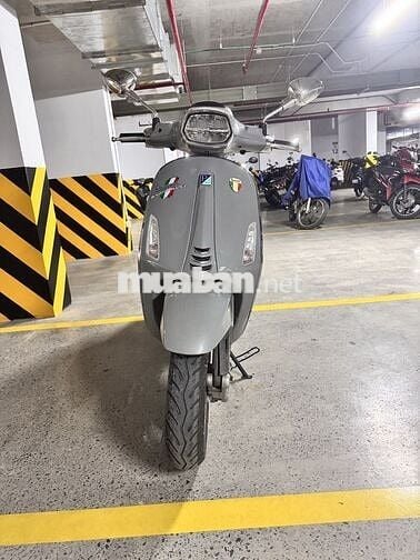 Vespa 125 Sprint 2022 - Xám nguyên bản - Chính chủ