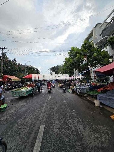 BÁN ĐẤT QUẬN 7 – HẺM LỚN HUỲNH TẤN PHÁT, NGAY CHỢ PHÚ THUẬN