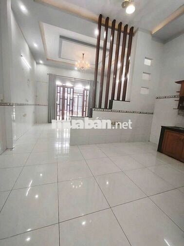 Ngay Sau Bến Xe An Sương Nhà 40m2 Có Sổ Riêng Ở Bà Điểm Giá 800 Triệu