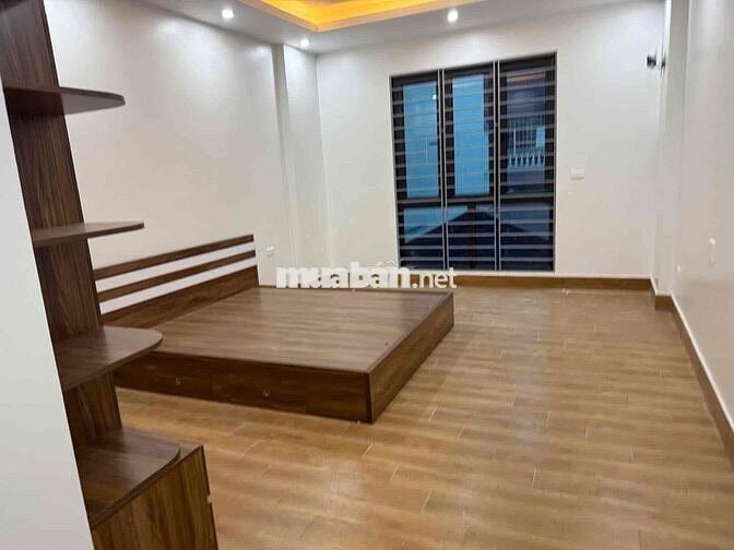 Đẹp còn rẻ! Hồ Linh quang, 50m -6 tầng thang máy,5 tạ đỗ cổng,20m oto